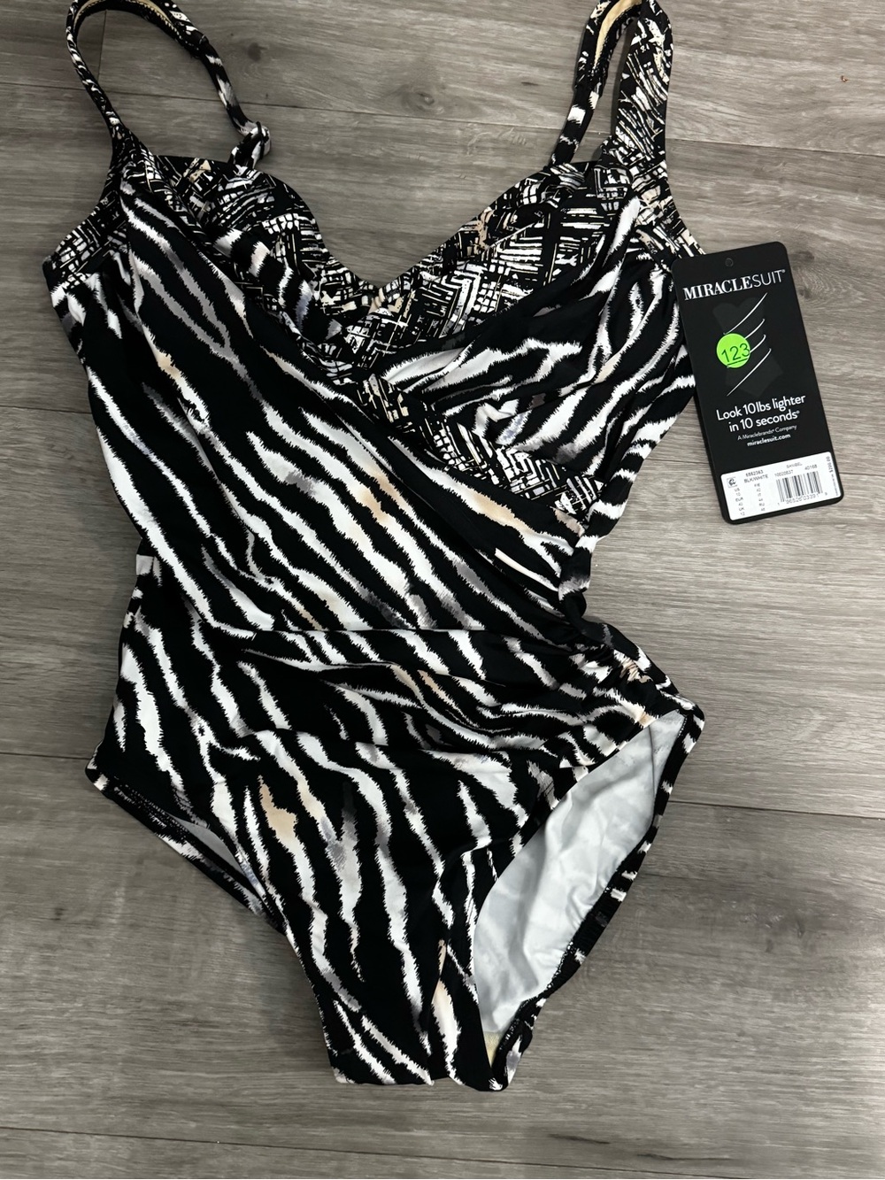 NWT Miraclesuit Black White Zebra-Print One-Piece Swimsuit 10